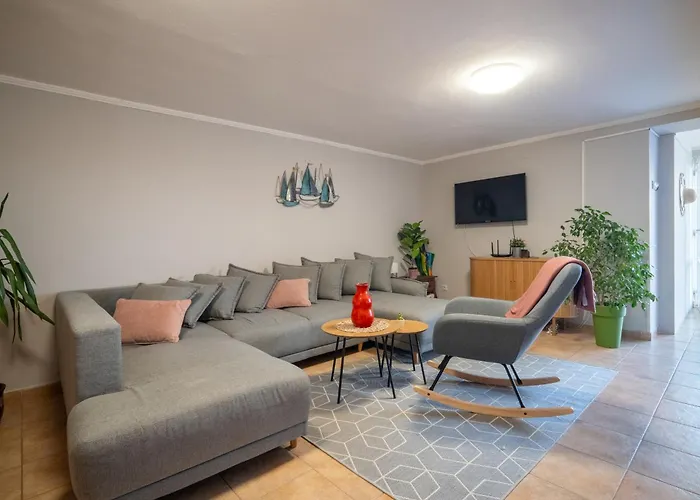 Balkonett Vendeghaz 3*